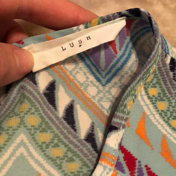 Geometric Print Lush Dress with Cut Out Neck - Picture 4 of 9